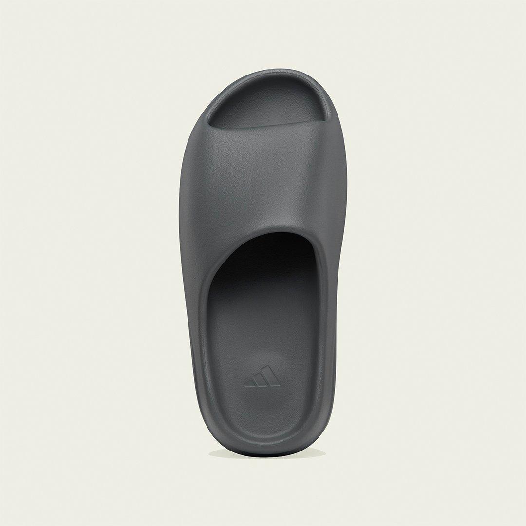 熱い販売 adida yeezy slide slate grey - 靴