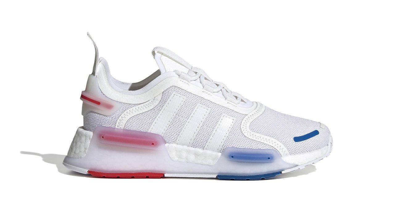 Originals nmd r1  boys' grade school clearance white