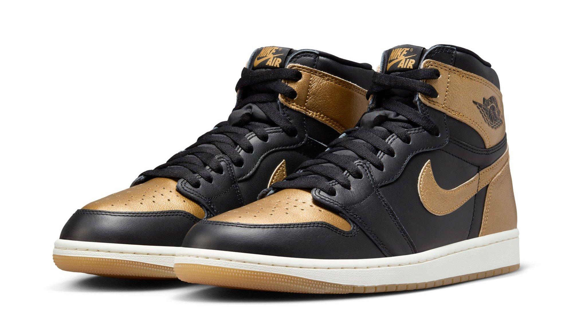 Jordan retro 1 black and gold hotsell