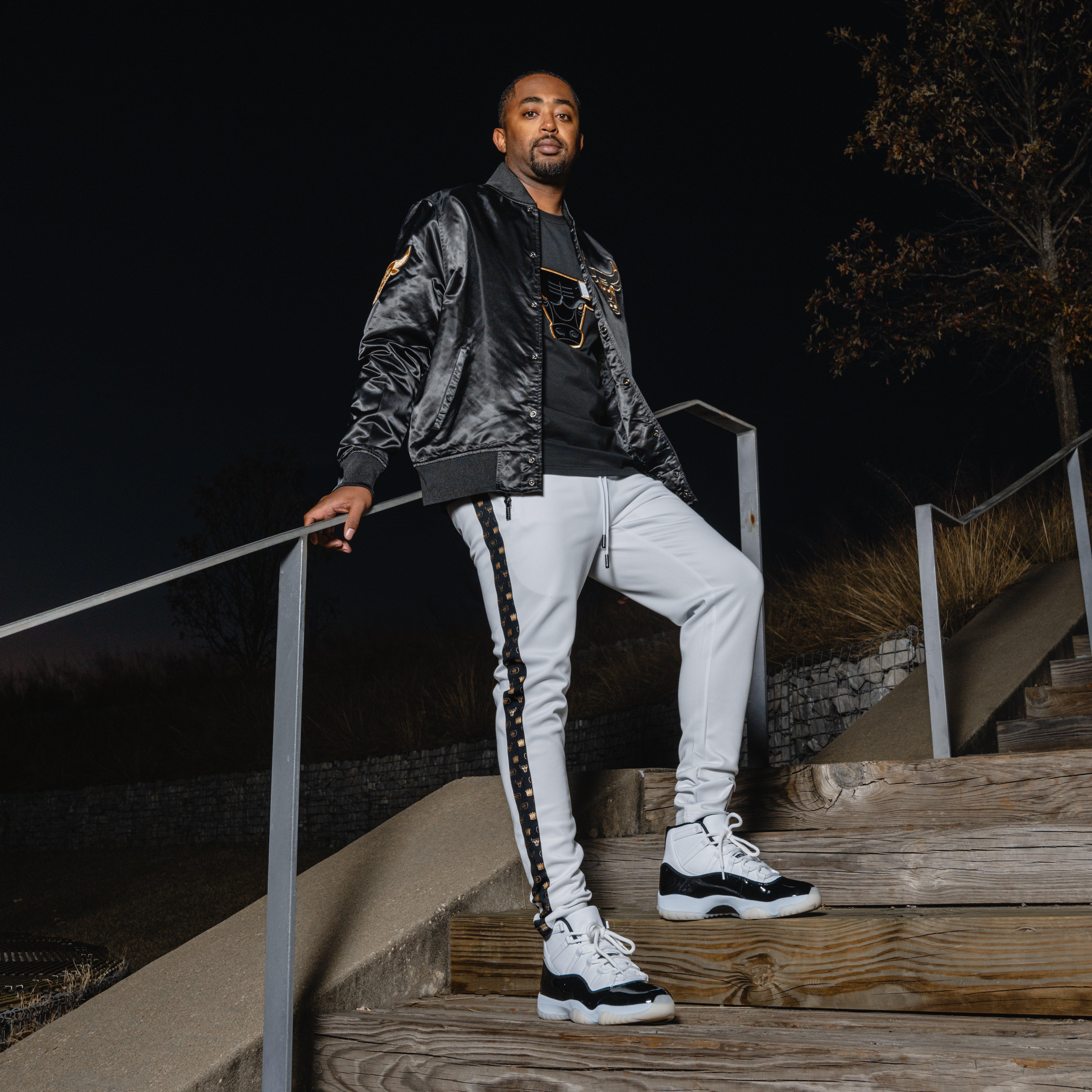 Air Jordan 11 Retro "Gratitude" On Railing