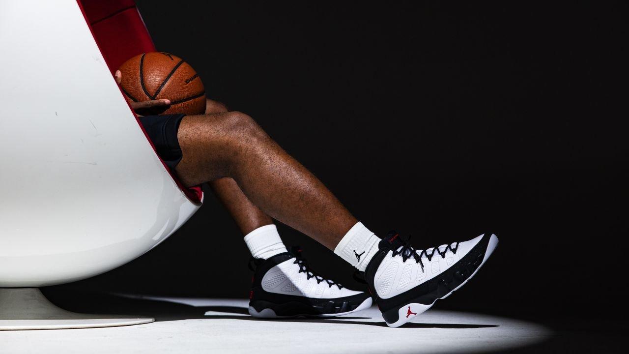 Air Jordan 9 Retro OG "White/Black"