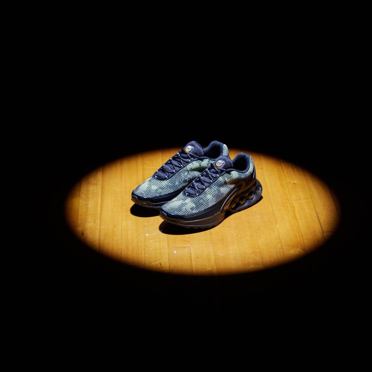 air-max-dn-premium-snakeskin