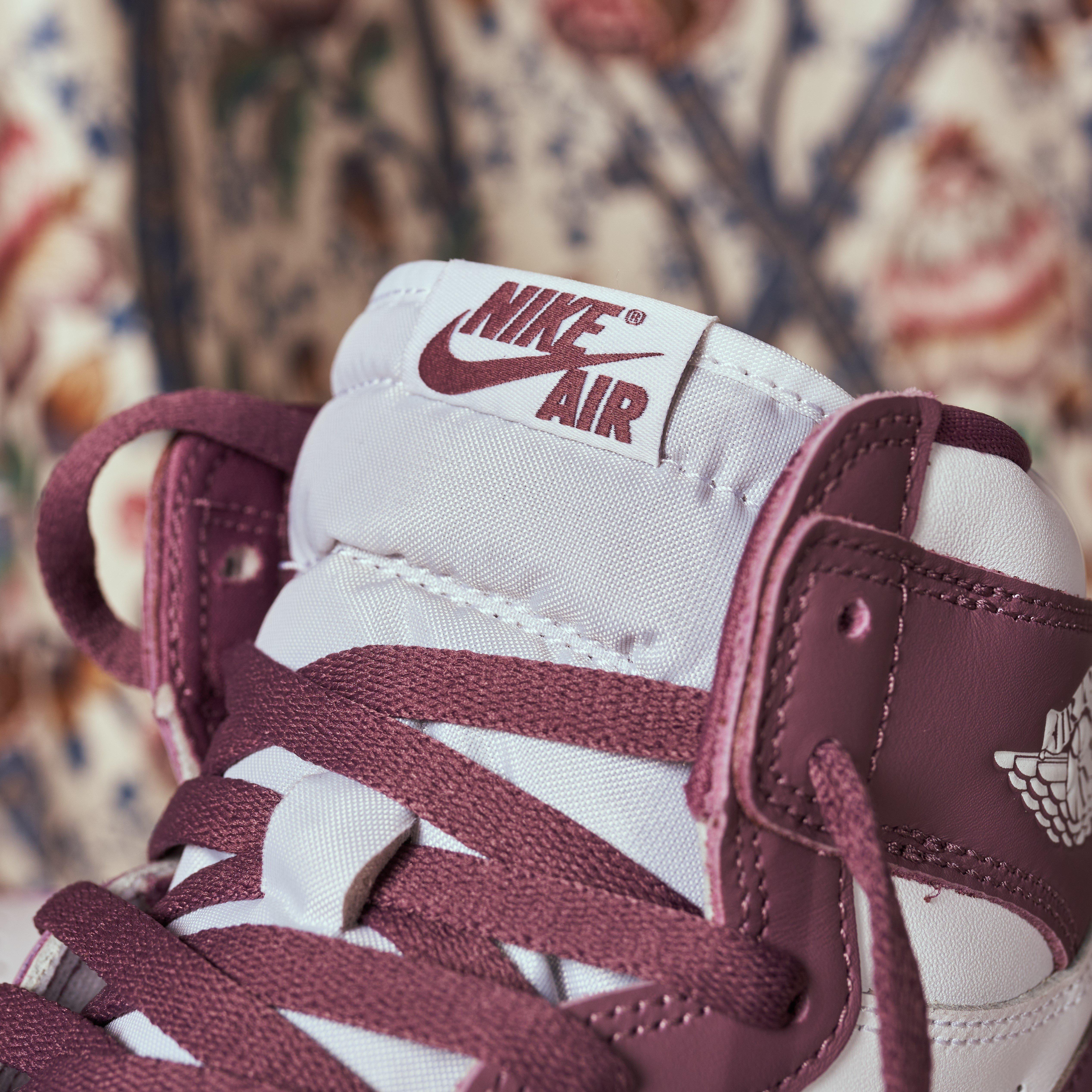 AJ 1 High "Mauve" Tongue branding