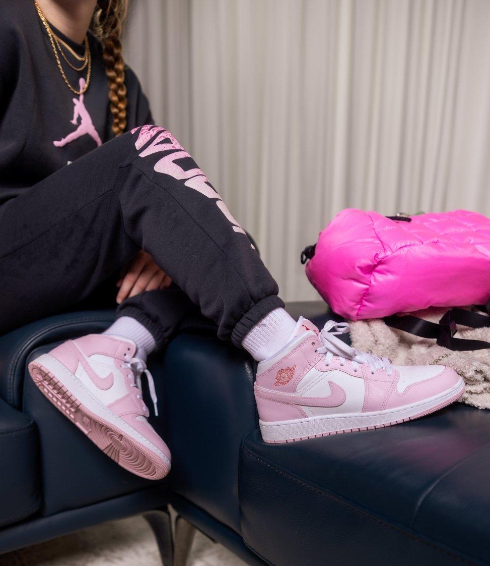 <u>Shop Air Jordan 1<u/>