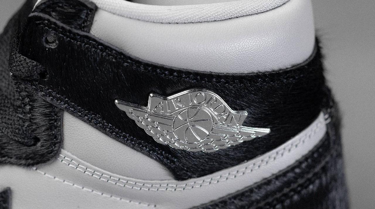 Jordan 1 Retro High "Twist" Medium Grey/Black/White Women's & Kids' Shoe Dropping 12/22 side with Jordan Logo