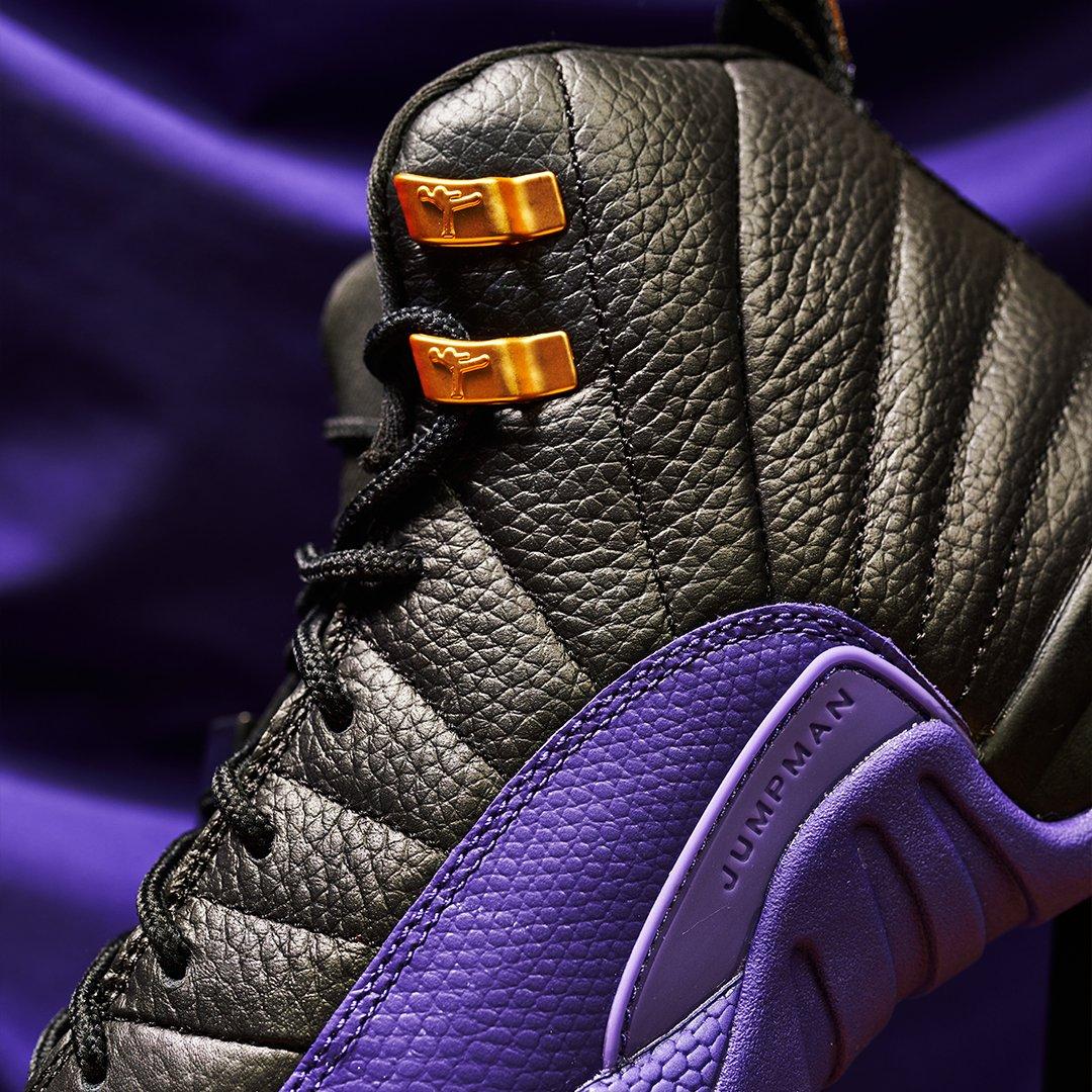 Purple jordans hot sale gold jumpman