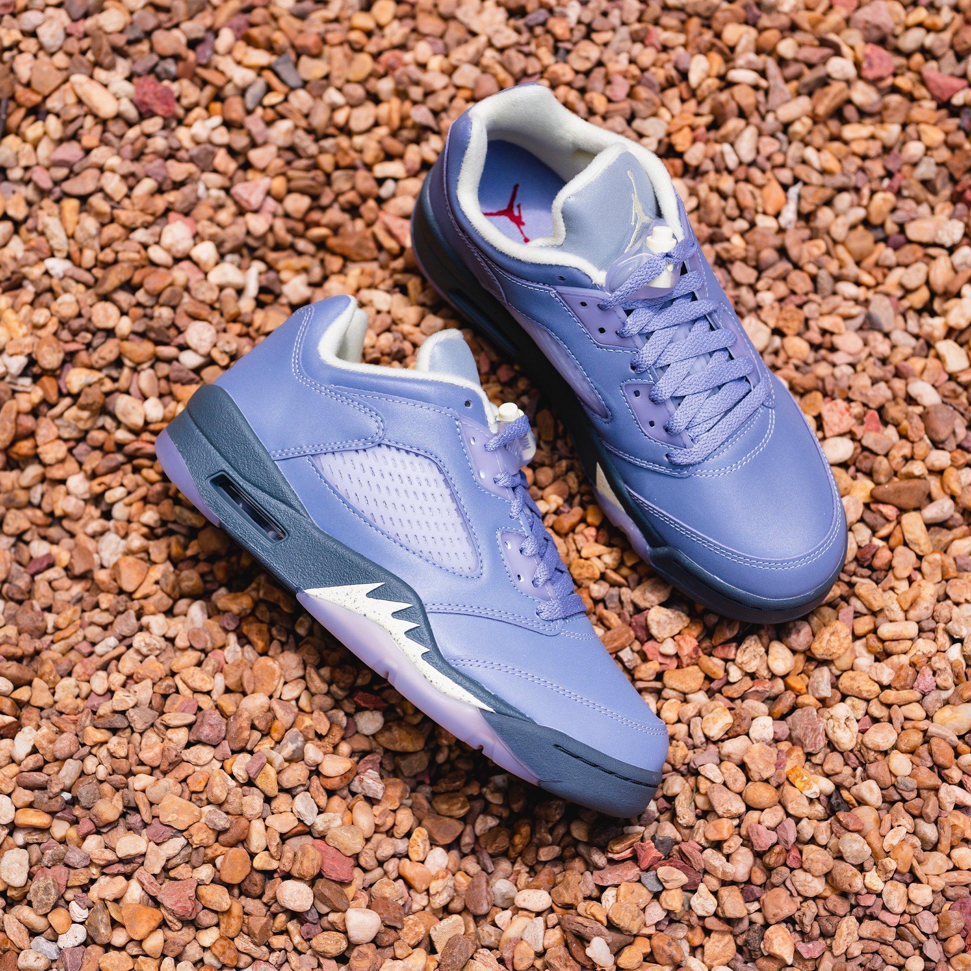靴 NikeAir Jordan 5 Retro Low \"Indigo Haze\" Wmns Jordan 5 Retro Low 'Indigo Haze' - Air Jordan - FJ4563