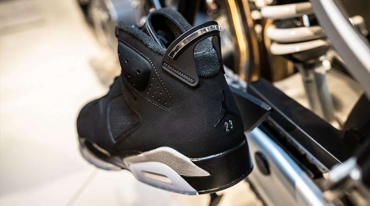 Sneakers Release – Jordan 6 Retro “Black/Metallic Silver”  Men’s & Kids’ Shoe Launching 11/26