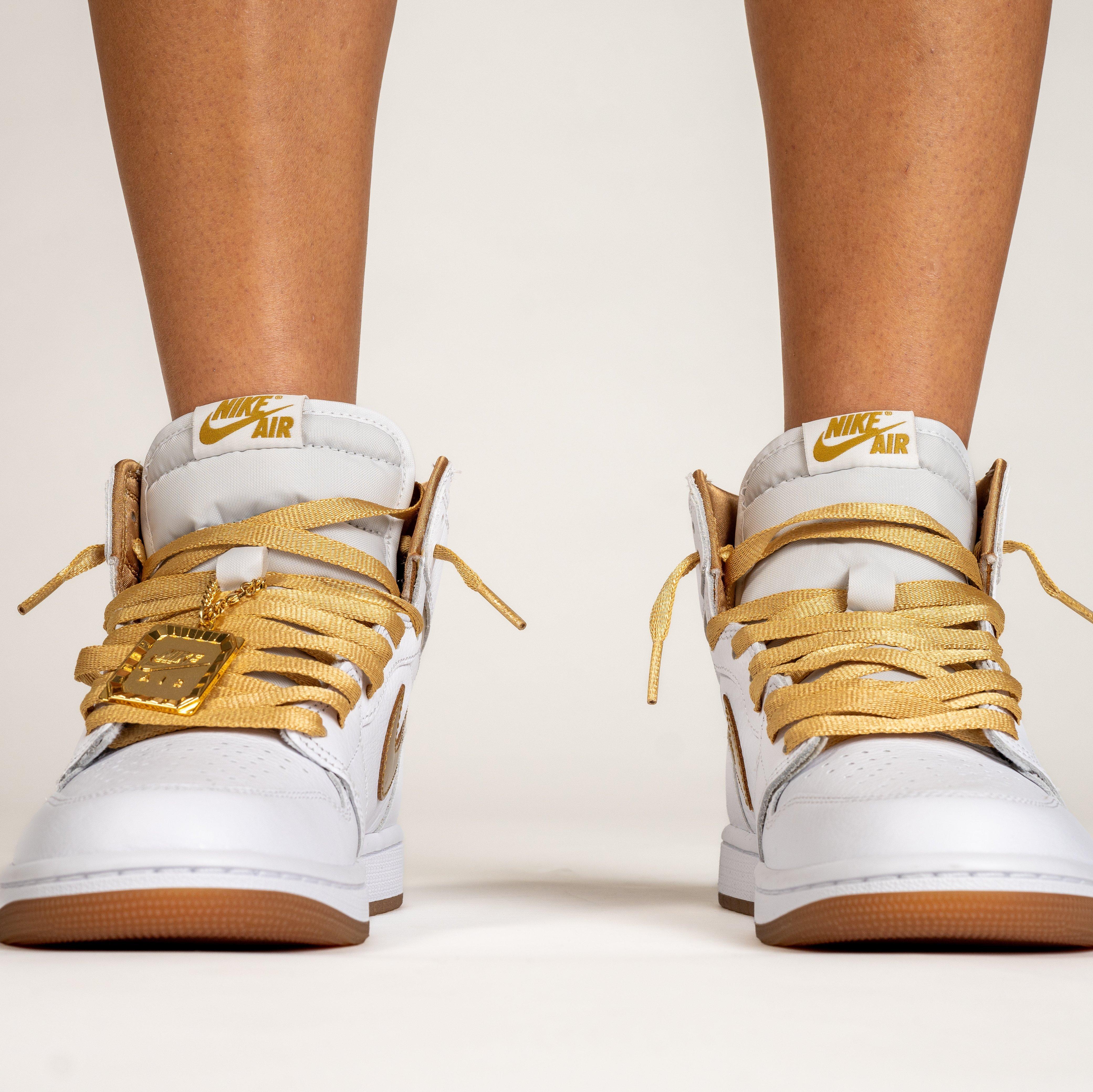 Air Jordan 1 Retro High OG "Metallic Gold" Front of Shoe and Tongue