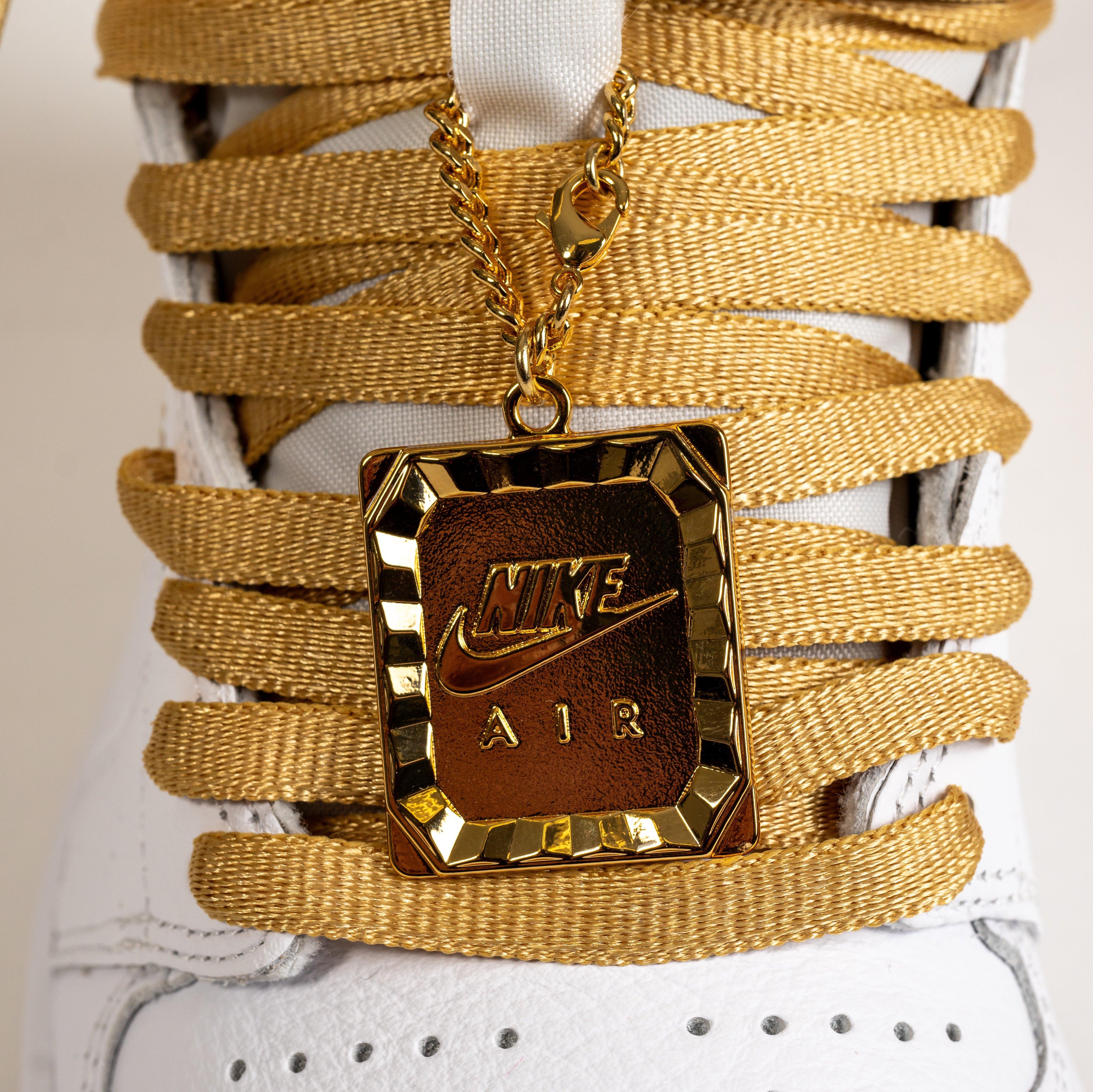 Air Jordan 1 Retro High OG "Metallic Gold" Laces and Exclusive Nike Air Tag 