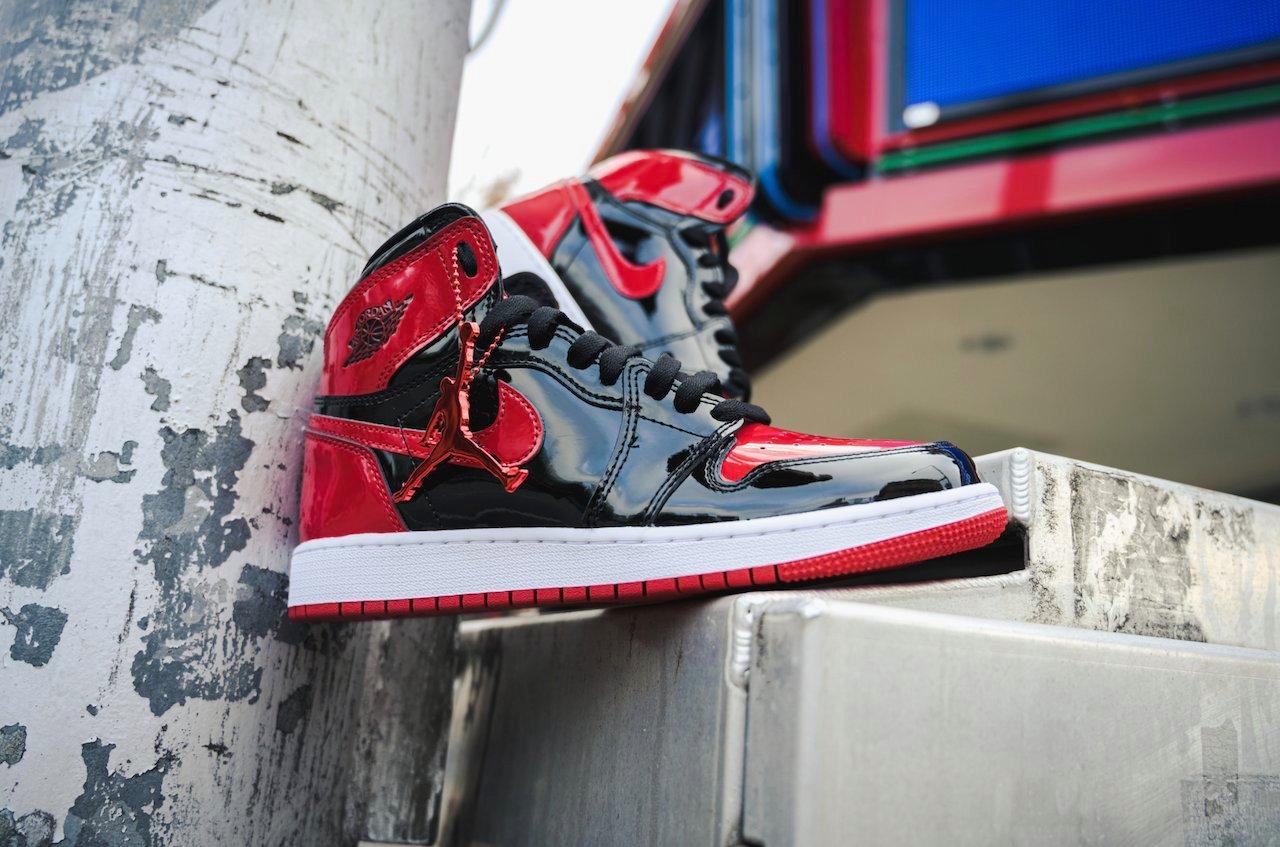 Black and shop red leather jordans