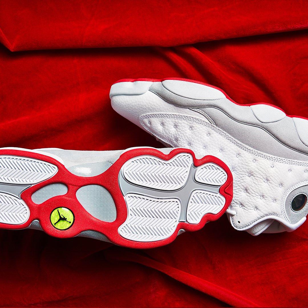 Air Jordan 13 Retro "Wolf Grey"