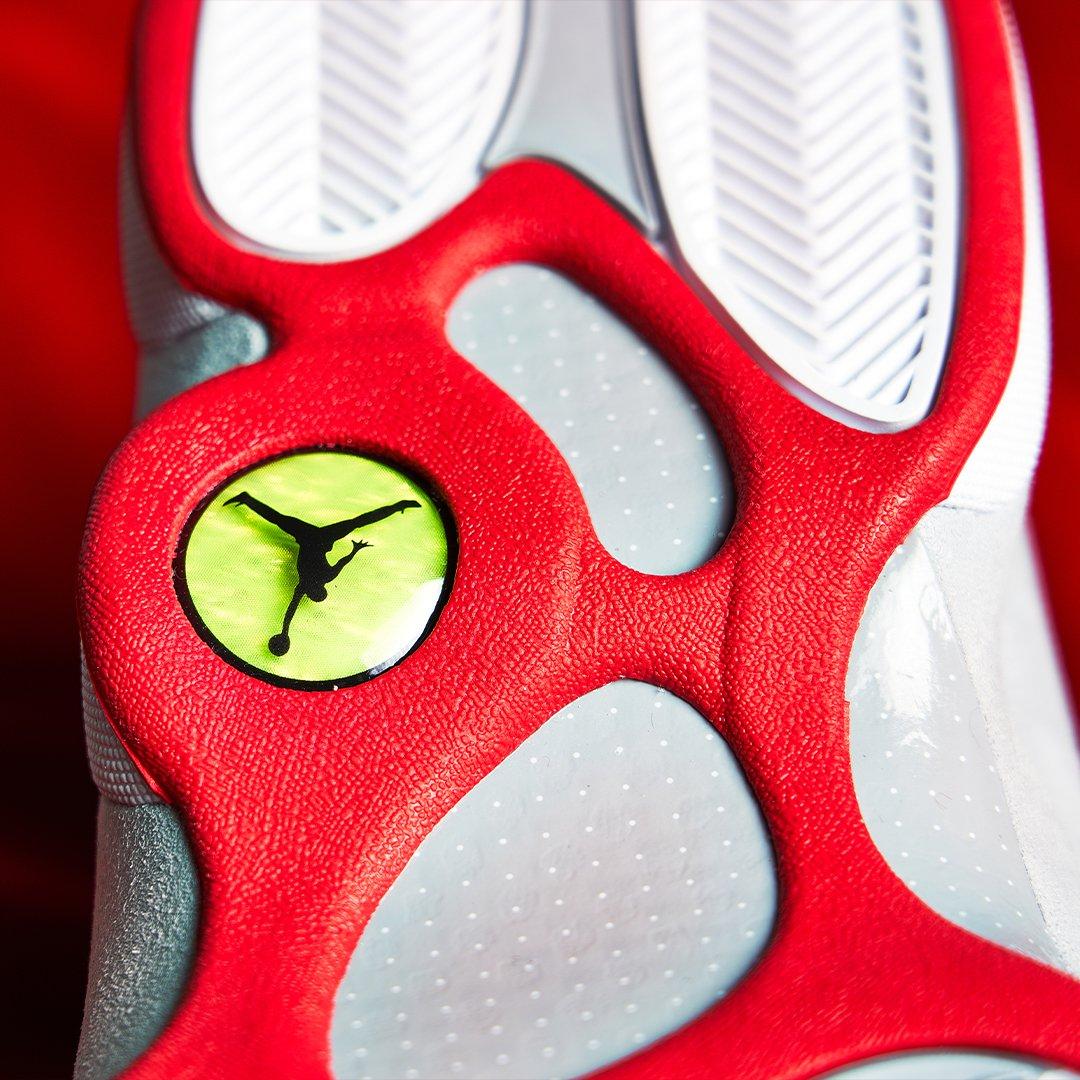 Air Jordan 13 Retro "Wolf Grey"