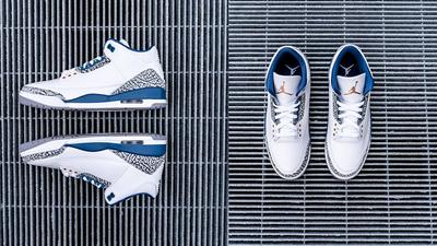 Jordan Retro 3 "Wizards" top view and side flat view