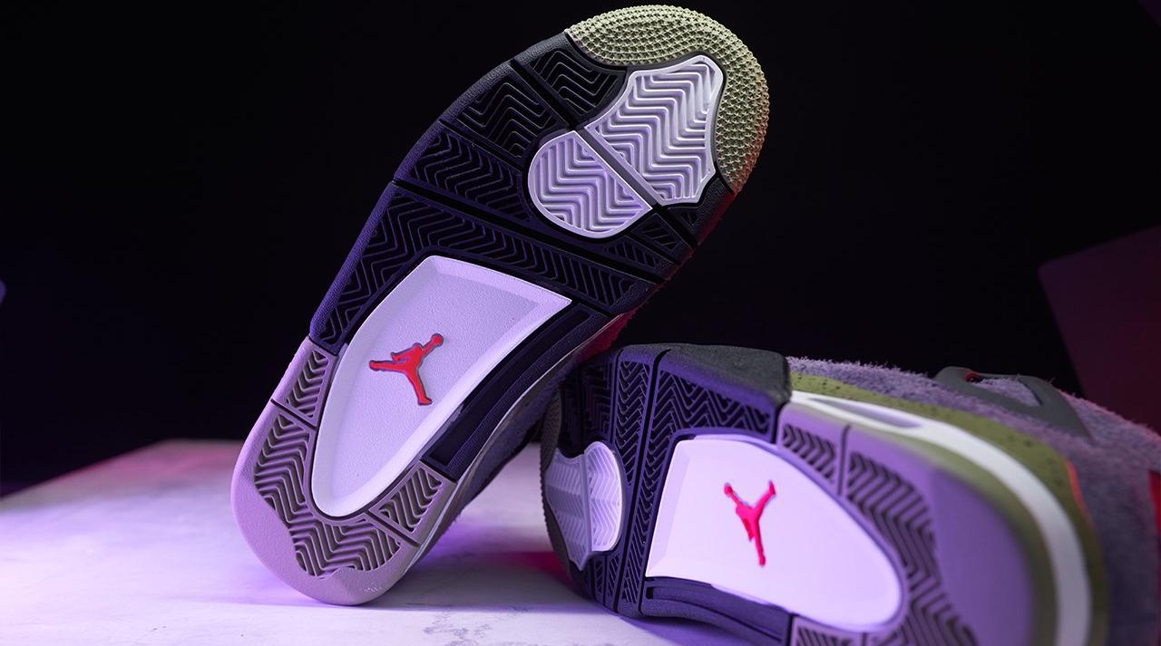 Jordan 4 Retro "Canyon Purple" sole