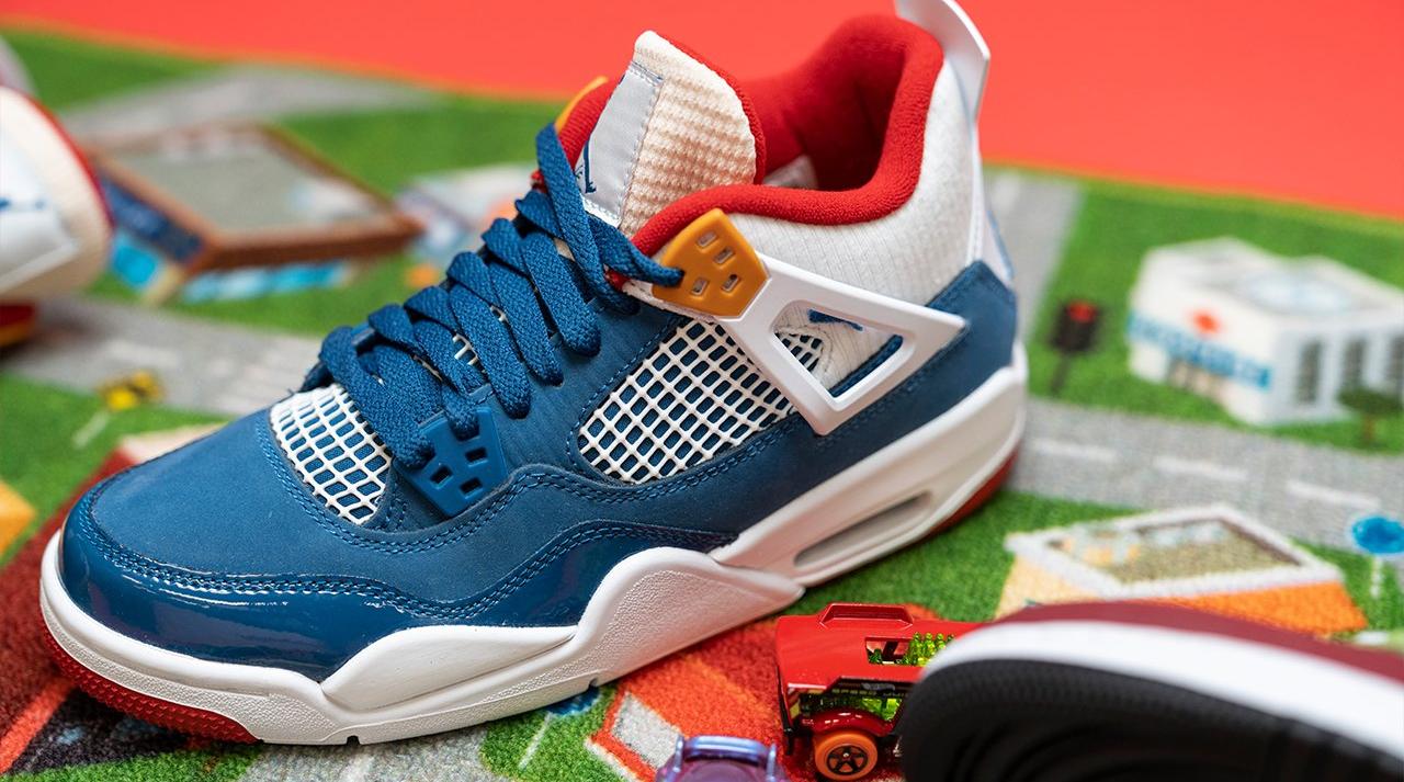 Sneakers Release – Air Jordan 4 Retro “Fire Red”  Men’s and Kids’ Shoe