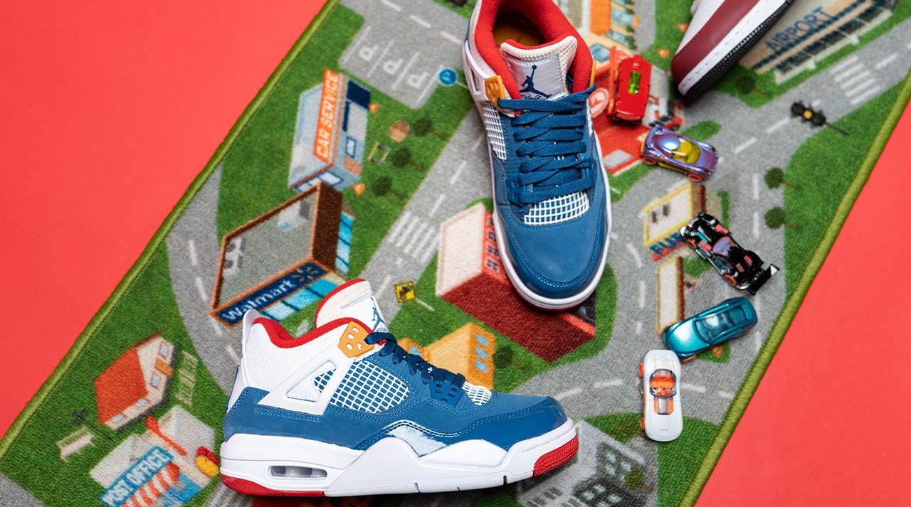 Jordan 4 Retro "Messy Room" French Blue/White/Gym Red Kids' Shoe Dropping 1/7 top and right view