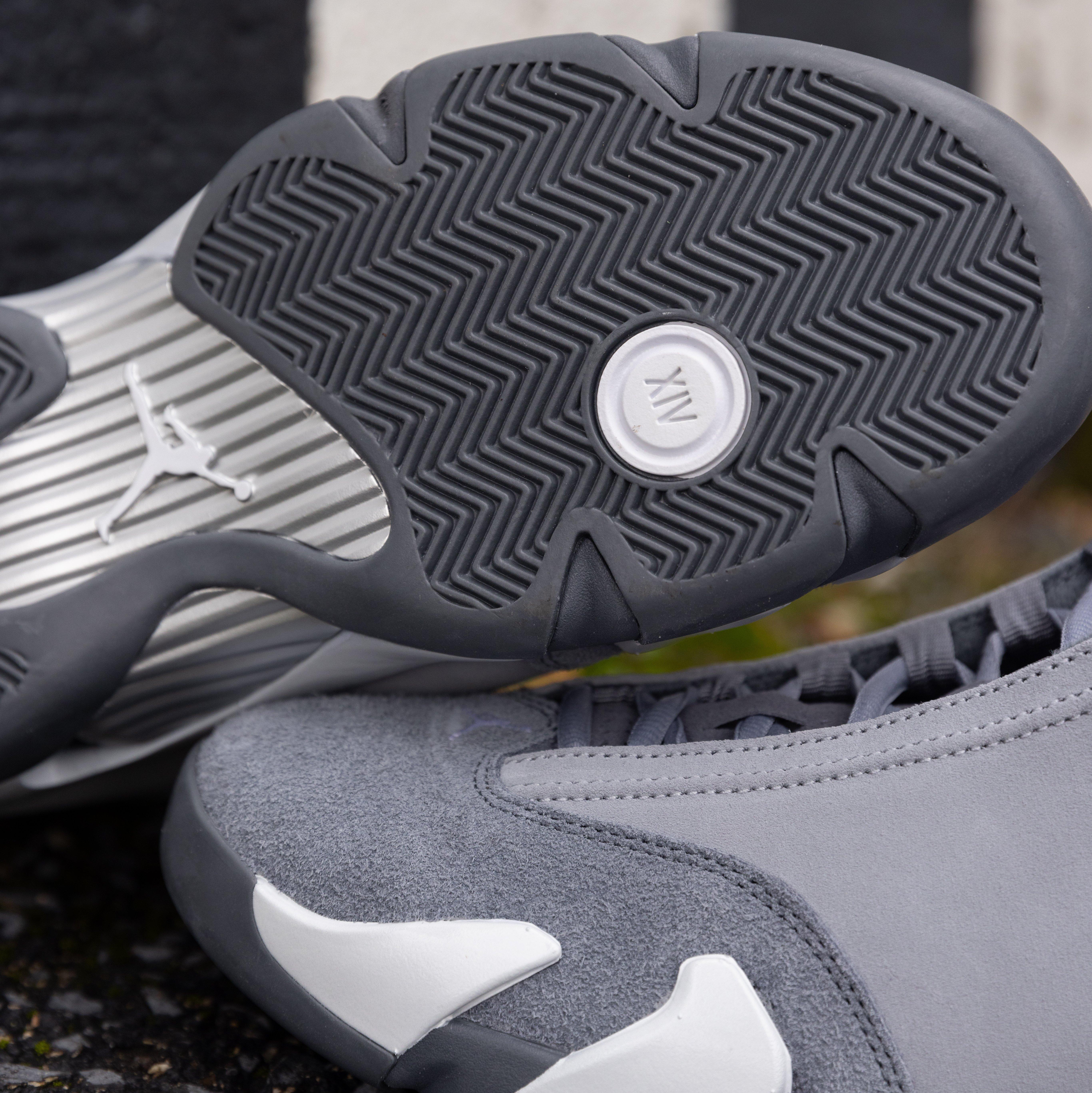 Air Jordan 14 Retro SE "Flint Grey" Outsole Details