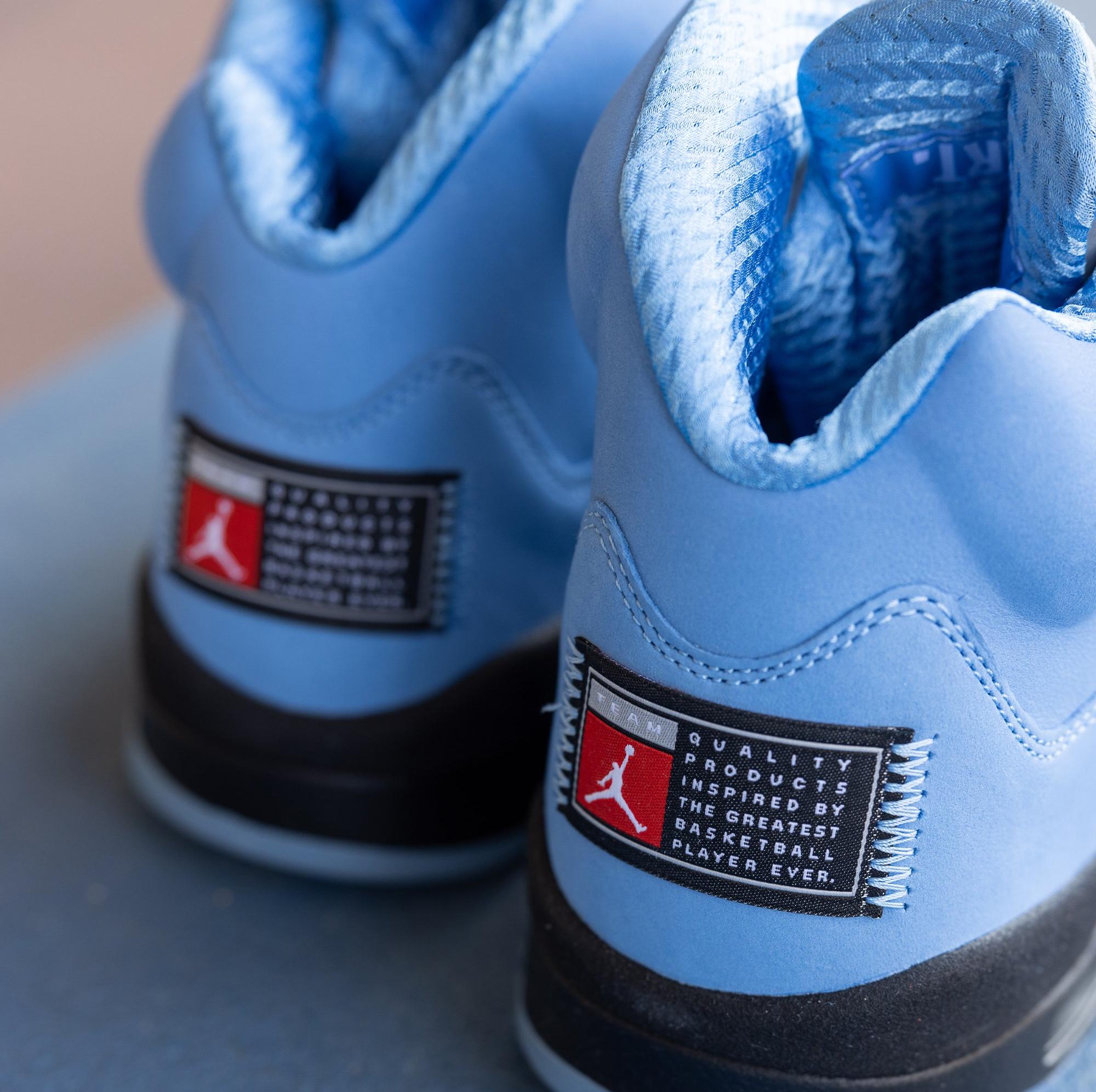 Air Jordan Retro 5 Unc