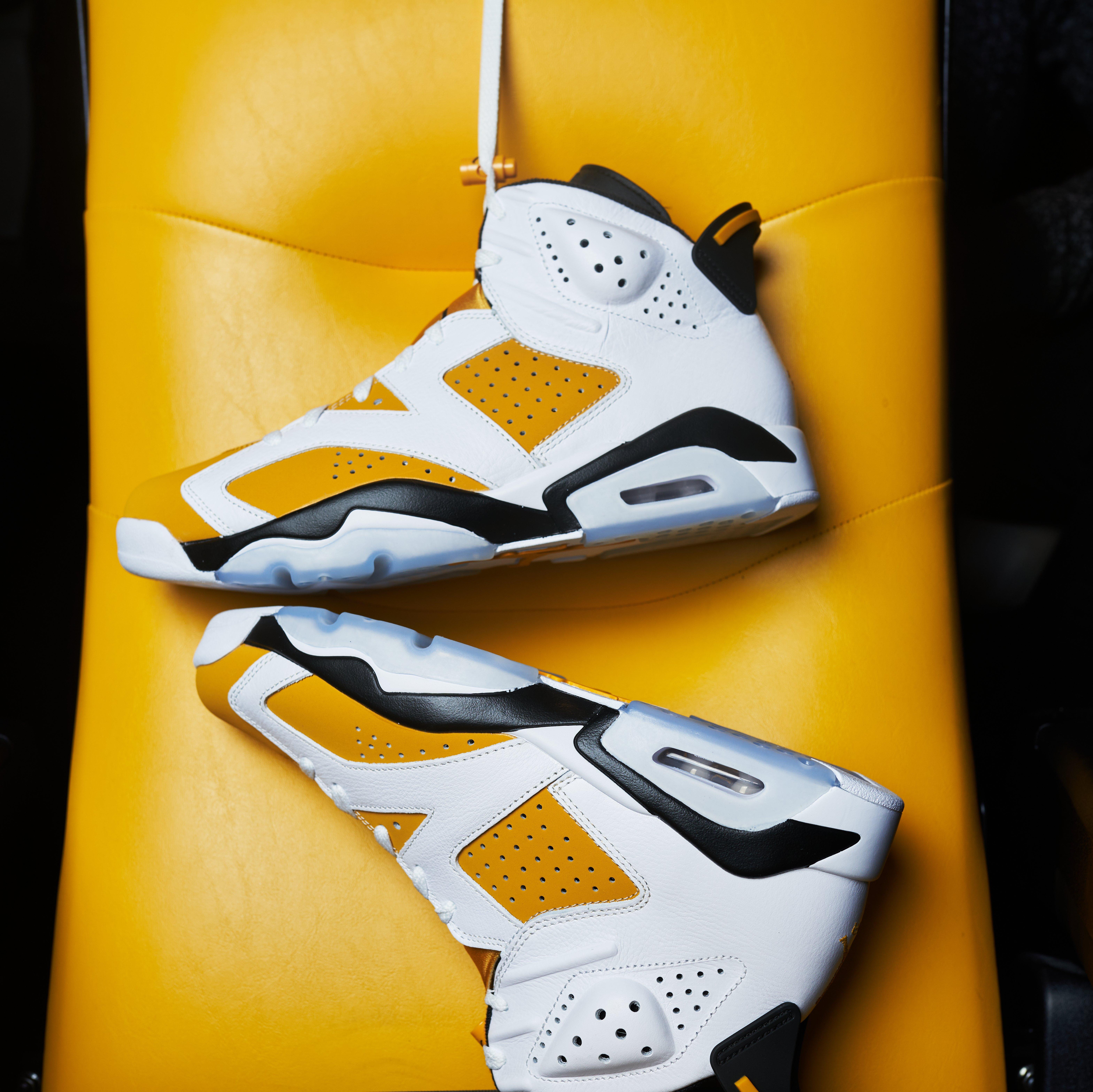 Air Jordan 6 Retro "Yellow Ochre" Air Max Unit on each Side