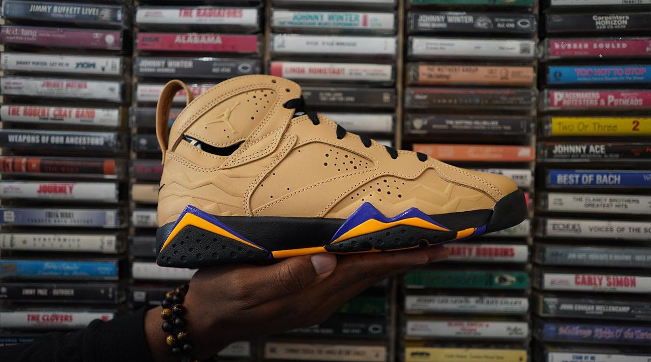 Tan on sale jordan 7