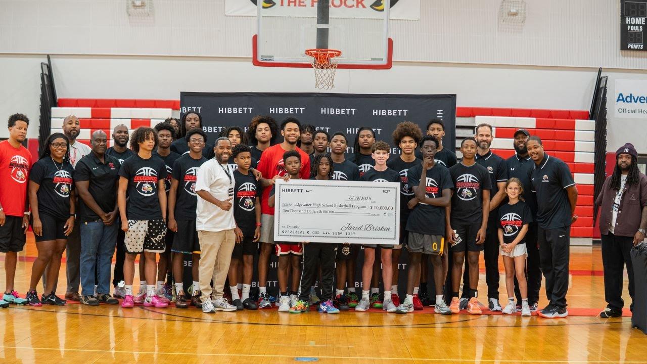 Hibbett x Nike Honors Anfernee Simons Alma Mater with $10,000