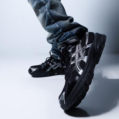 Autumn Asics