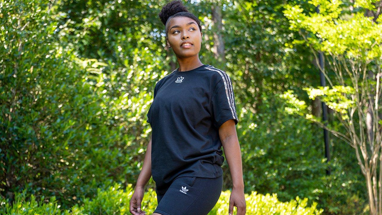 Keeping Style Simple: Four Minimalist Outfits to Choose