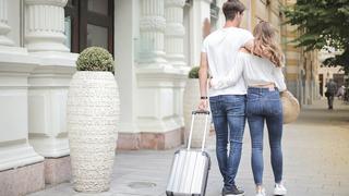 Toe-to-Head Baecation Looks for Any Couple