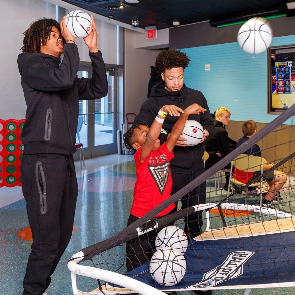 childrens-hospital-ua-meet-and-greet