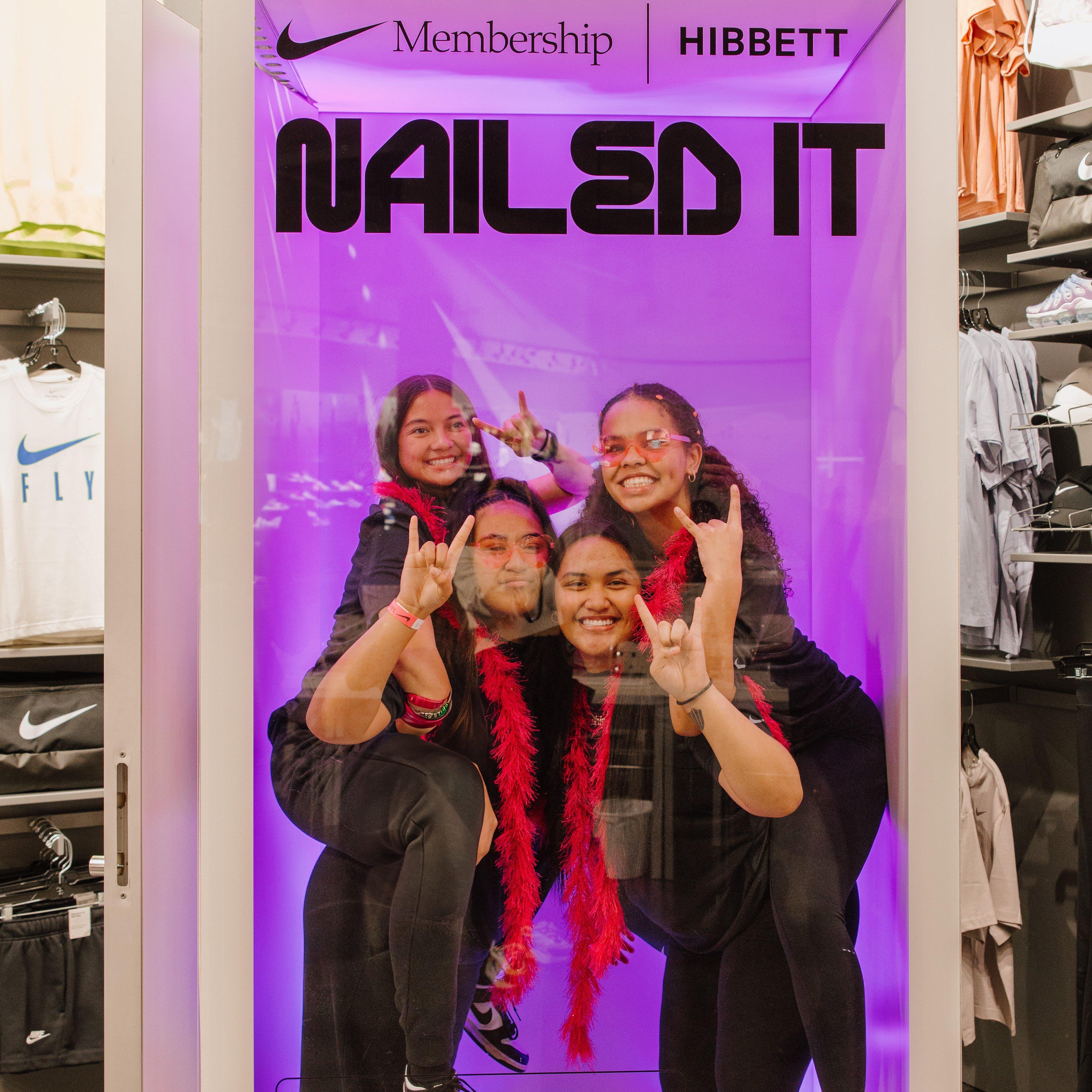 connected-member-nail-the-game-in-the-box-moment