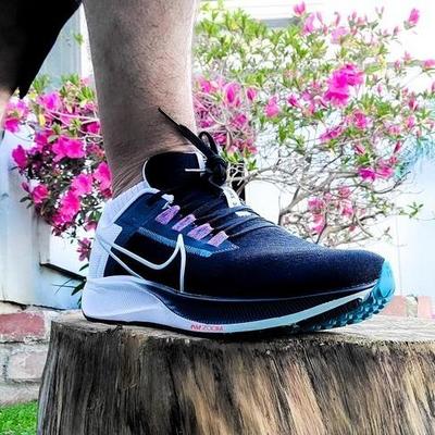 The Best Running Shoes for Flat Feet - Nike Pegasus 38's