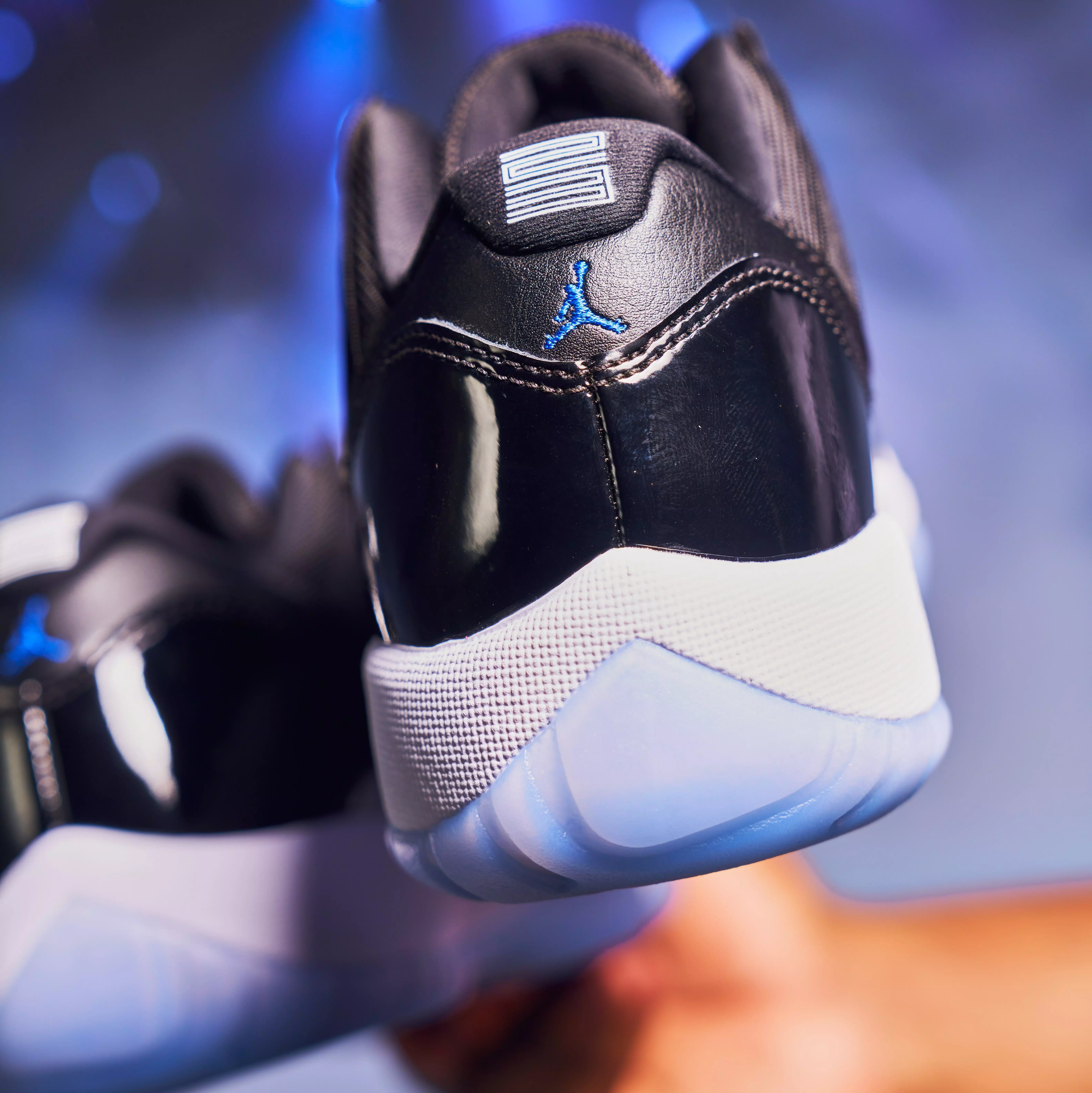 Air Jordan 11 Retro Low 