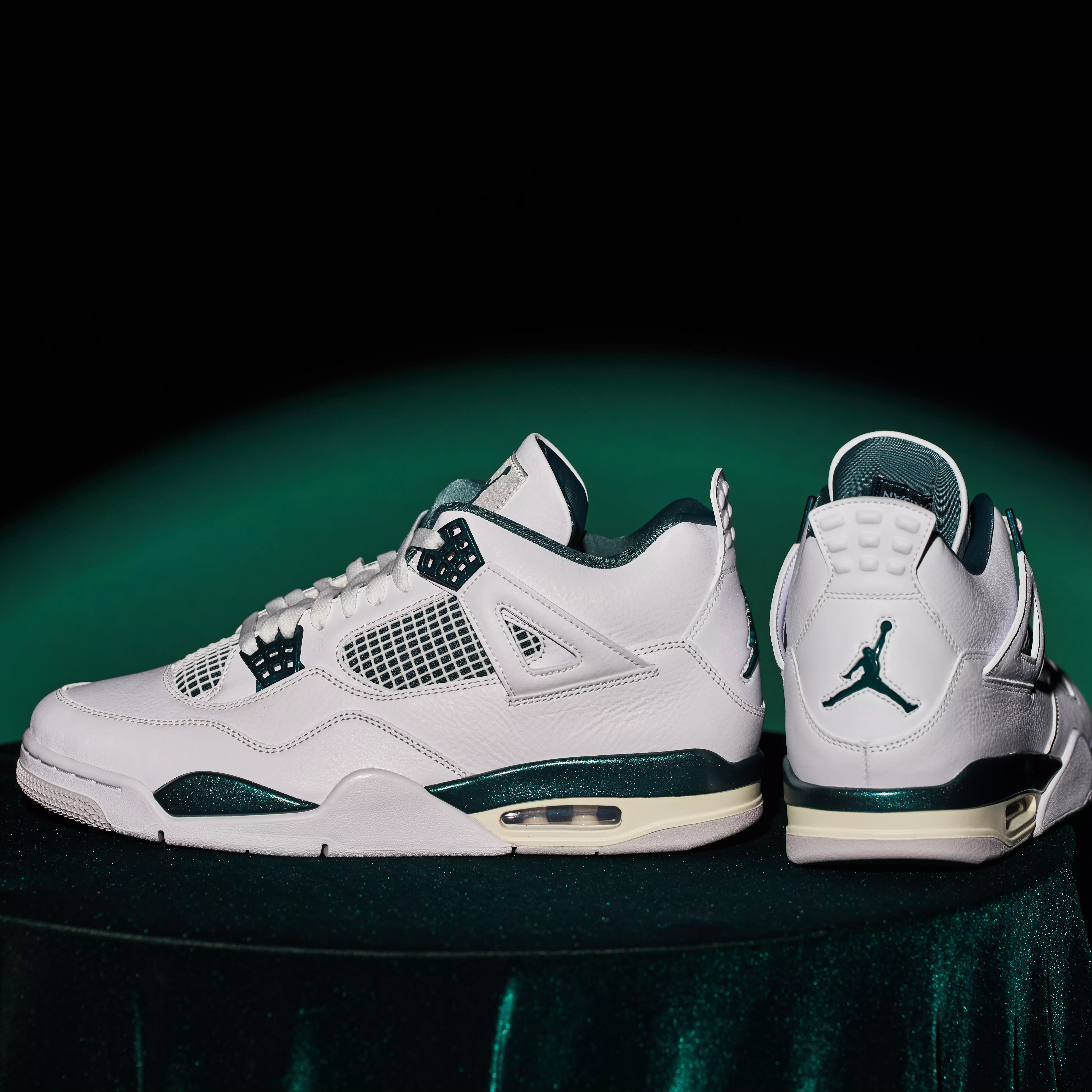 New Air Jordan 4 Retro in White And Oxidized Green, Men’s Size US 10 Jordan Men main image 4