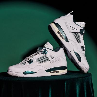 Air Jordan 4 Retro “Oxidized Green”