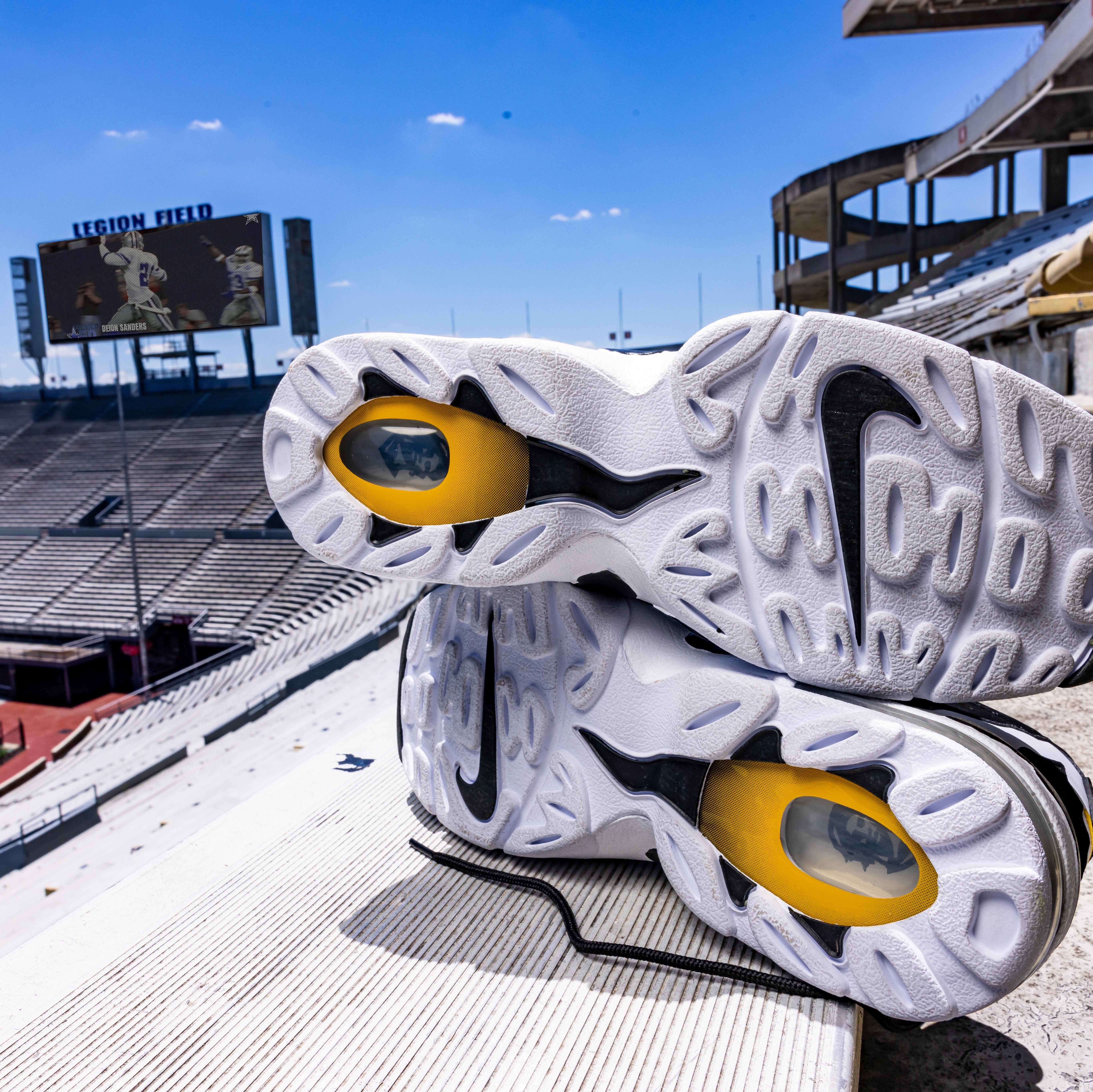 Nike Air DT Max ’96 “Varsity Maize” Outsole