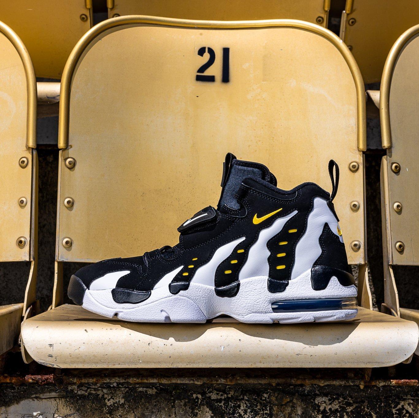 Nike Air DT Max ’96 “Varsity Maize” Left Shoe Side Profile