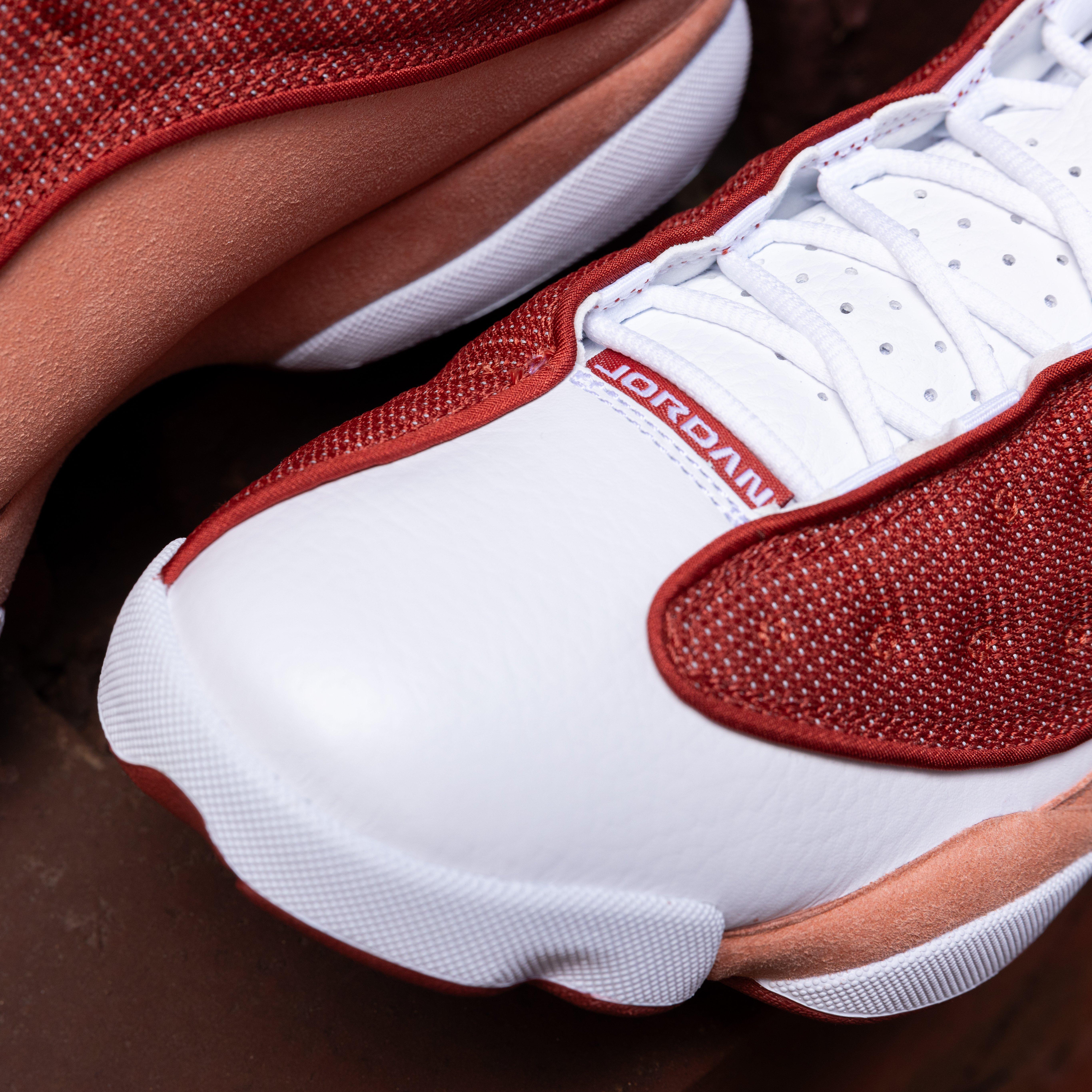 Air Jordan 13 Retro "Dune Red" Toe Box