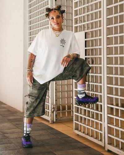 desi-swoopes-dn8-streetwear-toe-2-head