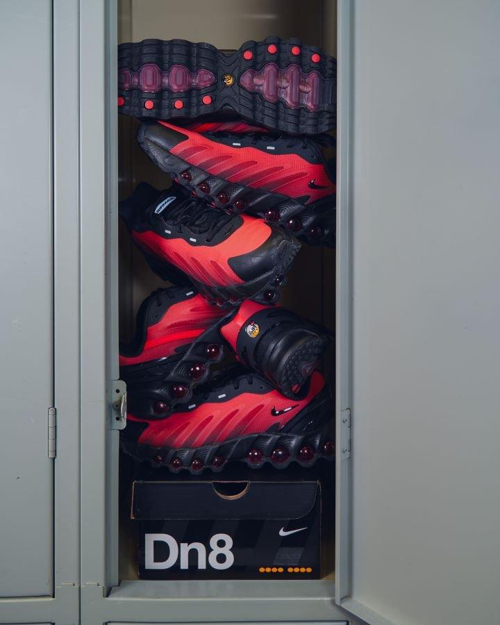 dn8-sneakers-in-school-locker