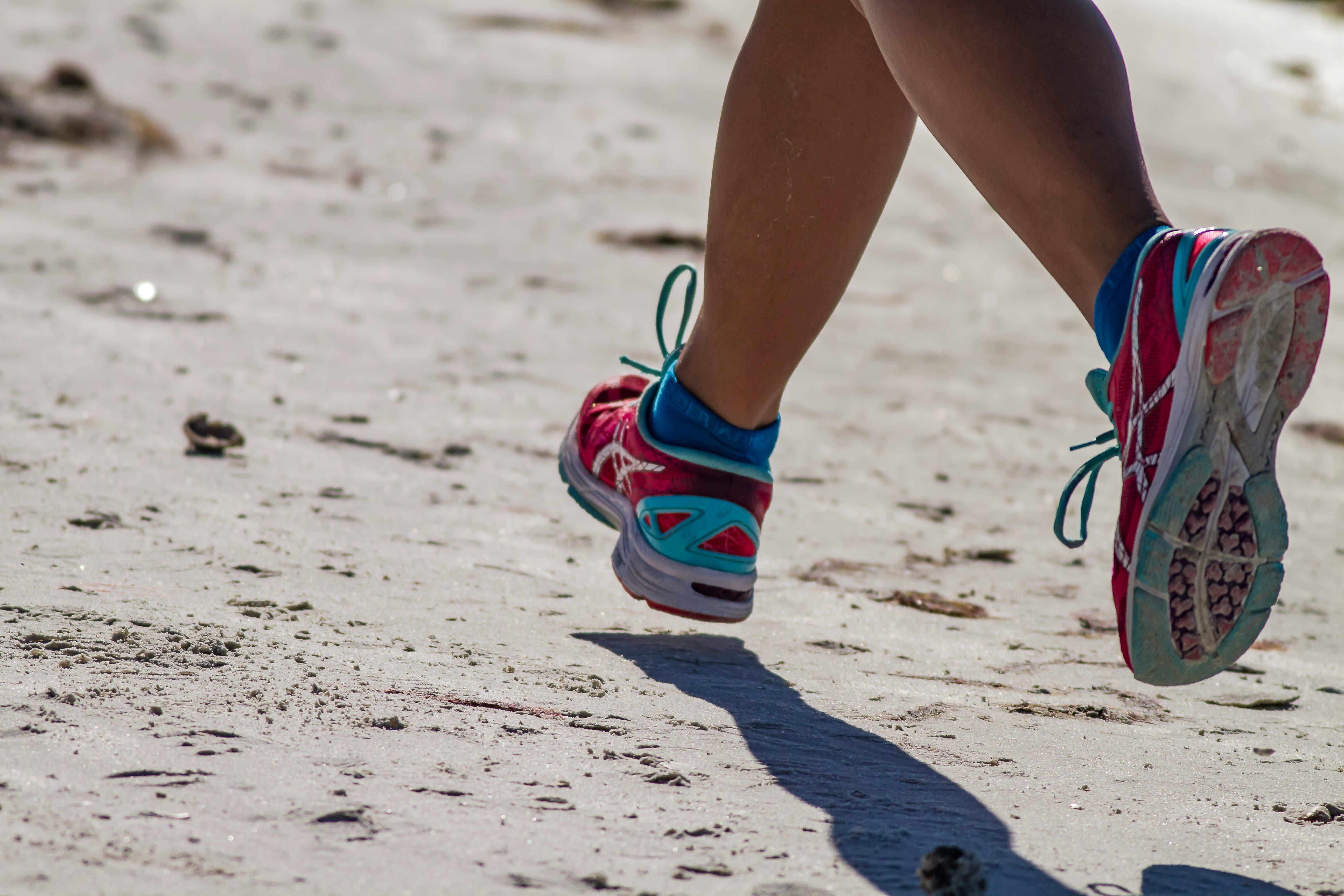 Hibbett store running shoes