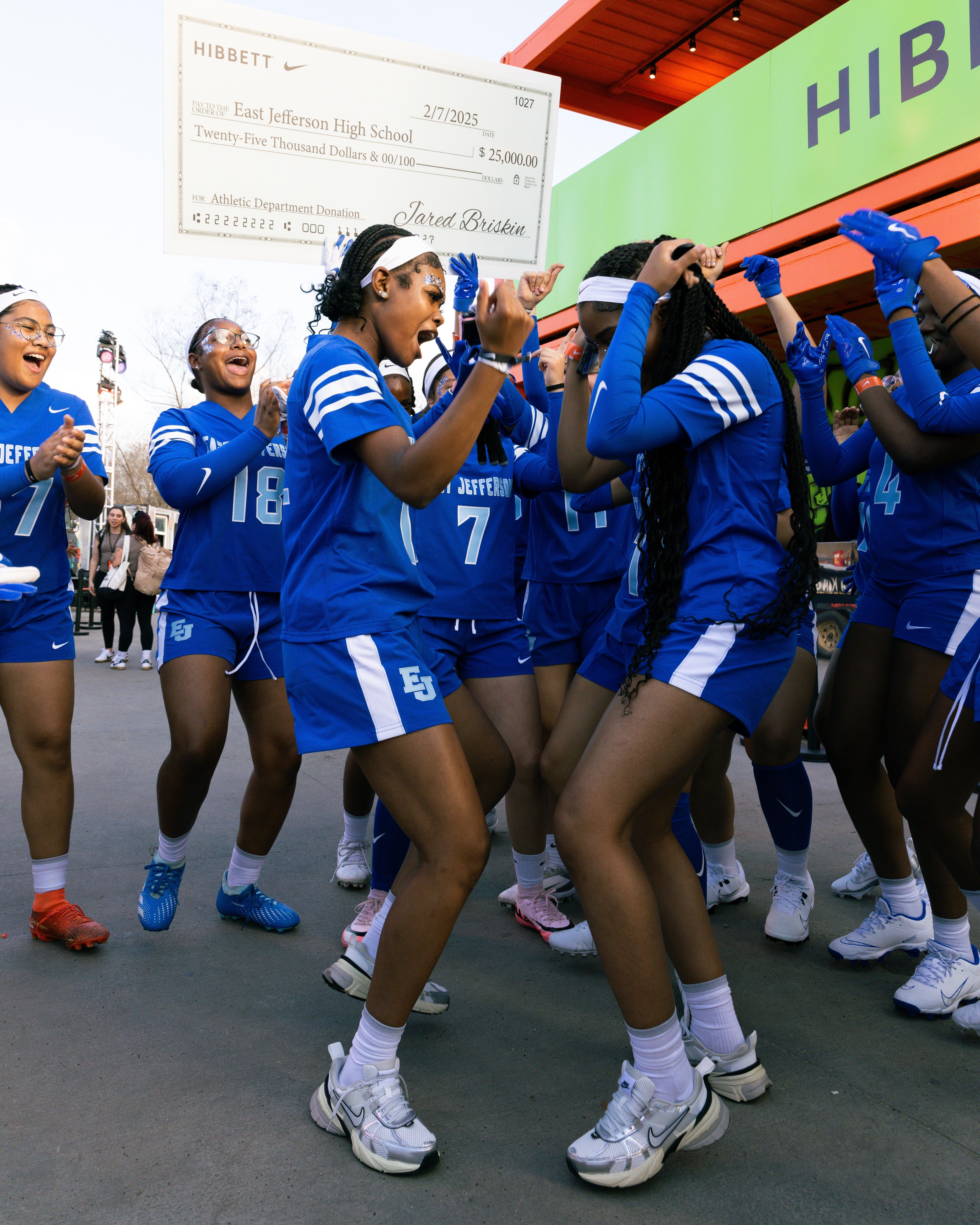 ejh-donation-at-hibbett-village