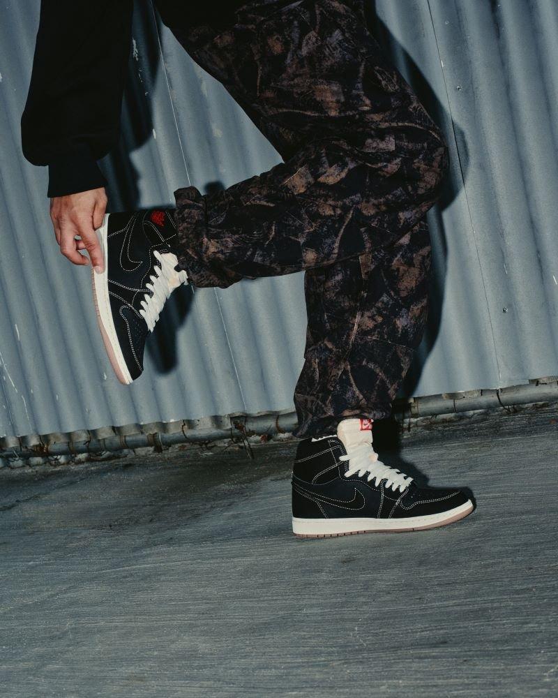 Jordan 1 Retro High OG "Flight Club"
