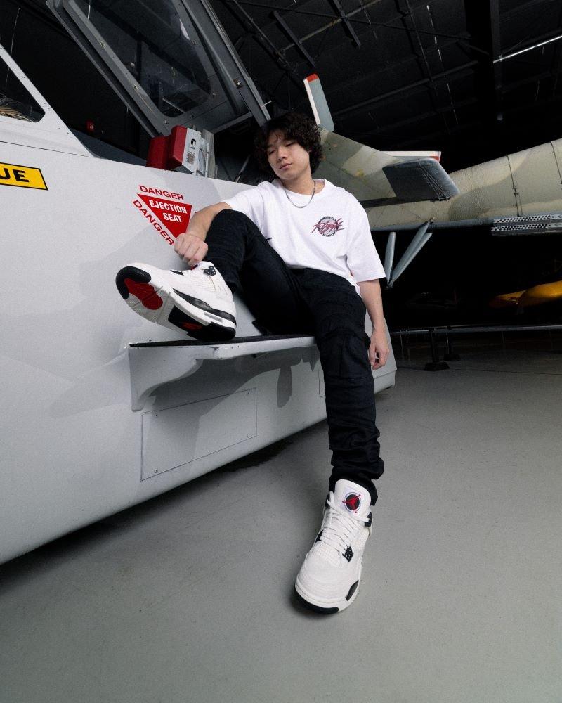  Jordan 4 Retro "Flight Club"