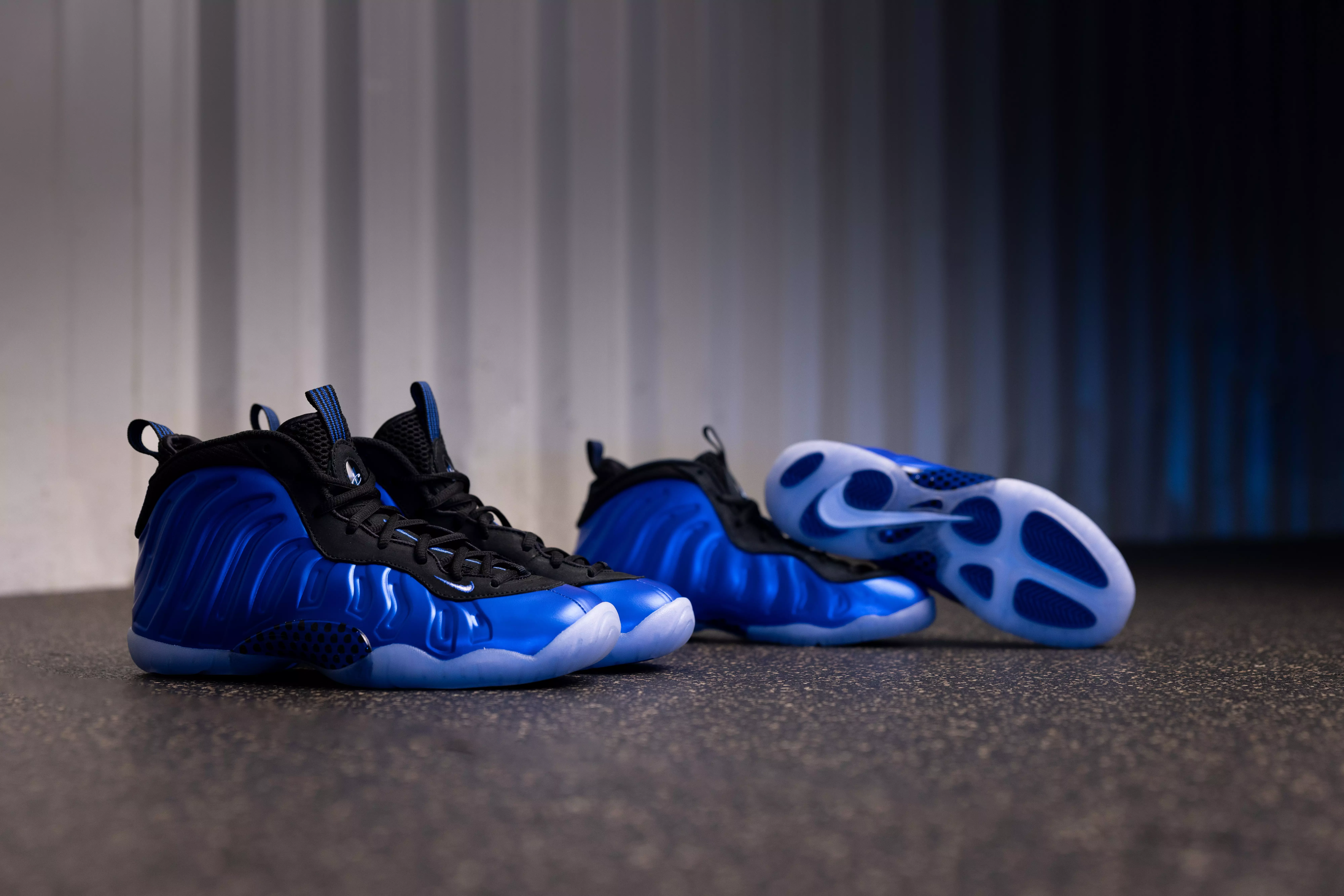 Blue ombré foamposites Nike Air Foamposite One in Blue | SVD USA main image 2