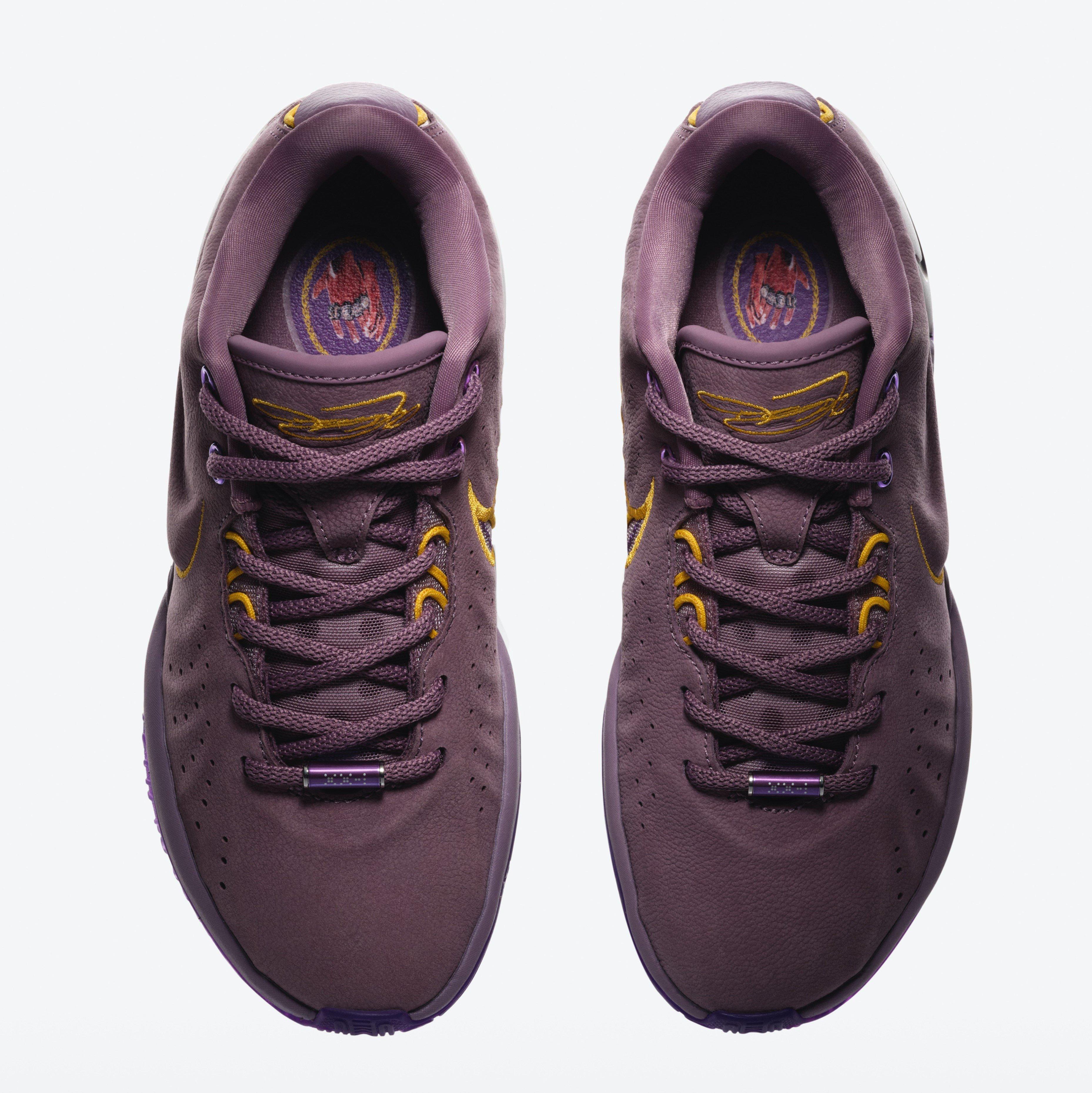 Nike LeBron 21 "Freshwater" Overhead view