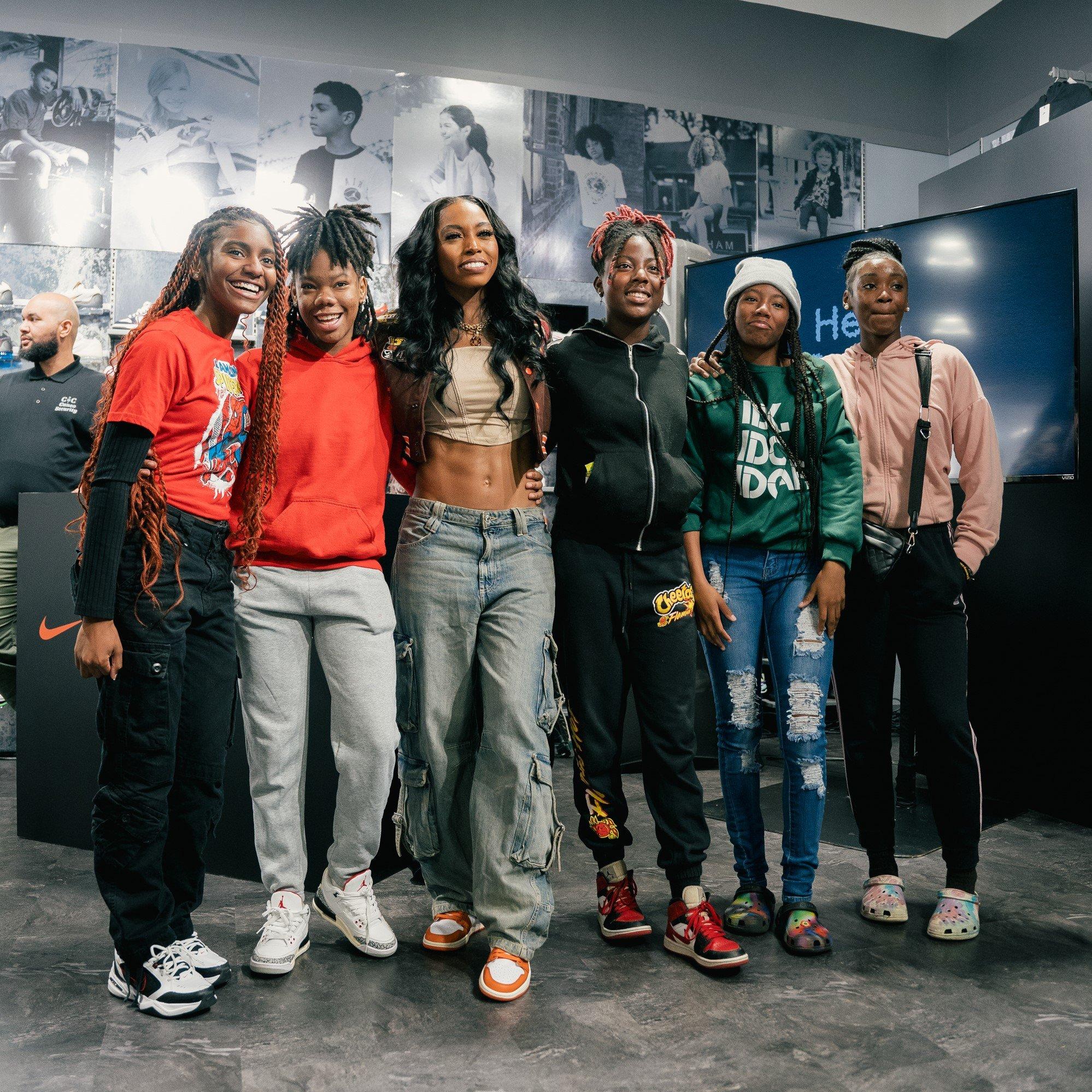 ga-heat-check-event-attendees-group-shot