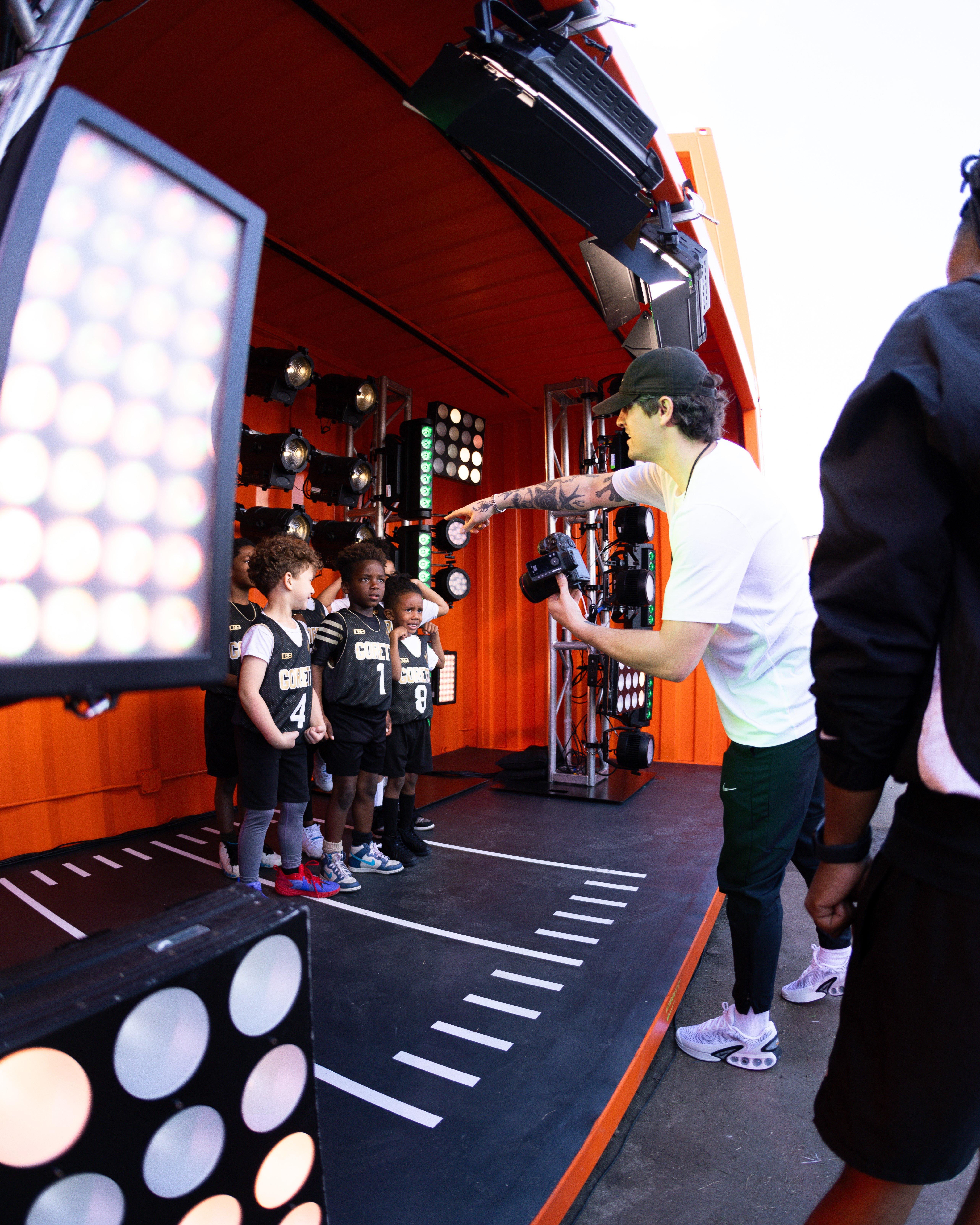 hibbett-village-photobooth