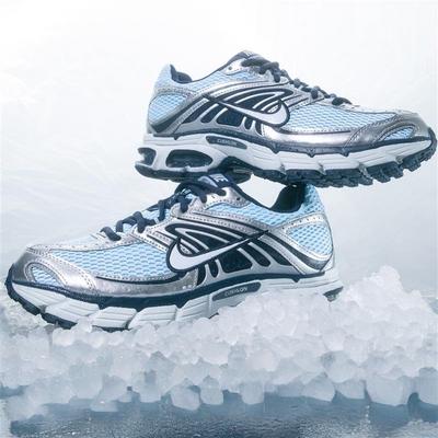 The Holiday's Coolest Kicks