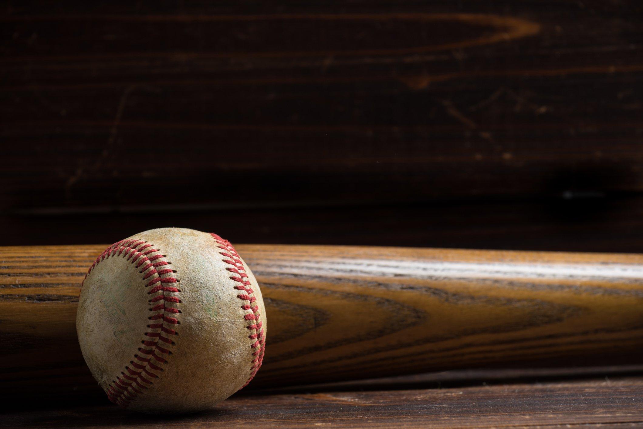 NEW Easton Baseball-Softball Bat Pine Tar Rag Improves Batter's Grip 